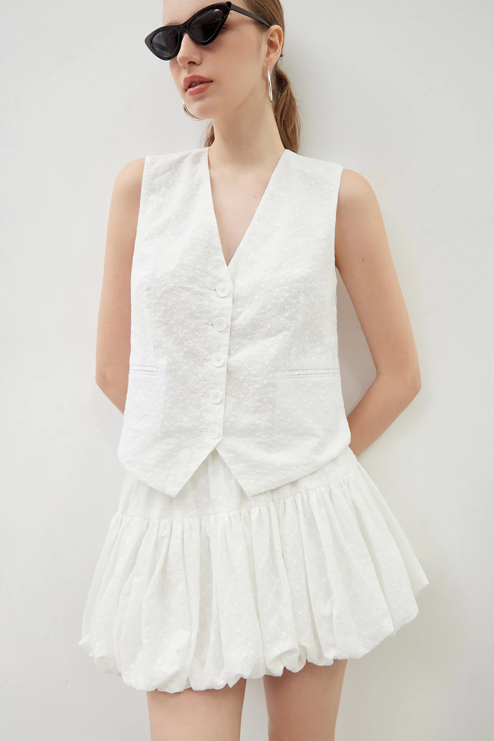 Nosbyn - Áo Gilet Thun Thêu Hoa Chất Liệu Dày Cao Cấp- N410-C001