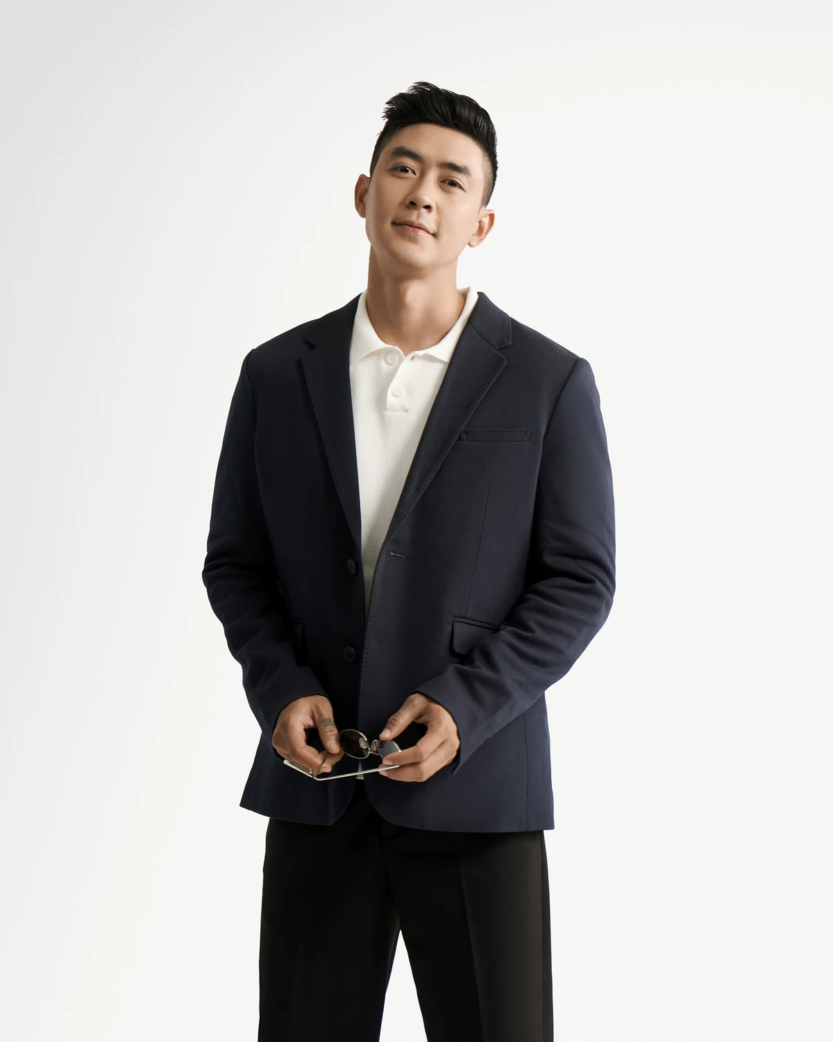 Áo Blazer Knit Dệt Jacquard May Chỉ Đột Cổ Áo Form Fitted - Routine 10F24VES010