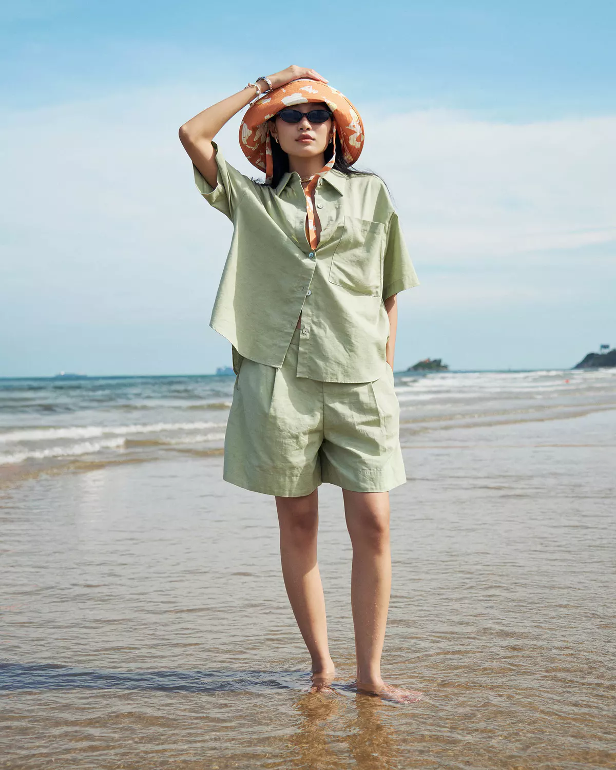 Quần Short Xếp Ly Nữ Lưng Thun Form Loose - Routine 10S25PSHW009
