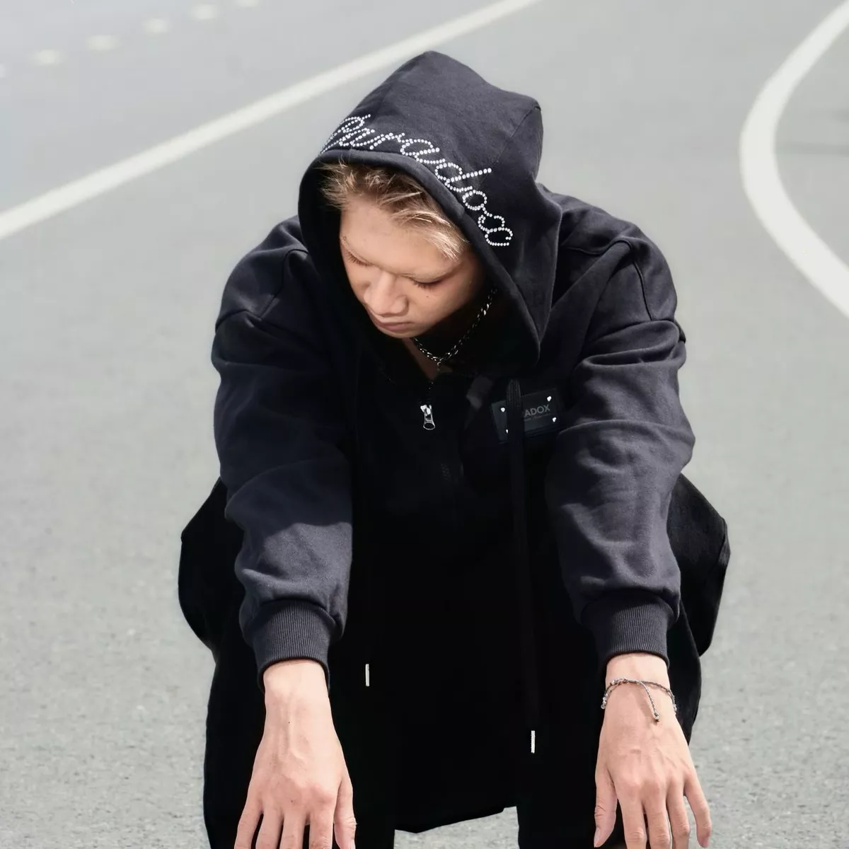 Áo hoodie đính cườm ICONIC HOODIE chất nỉ bông PARADOX HD5V0301