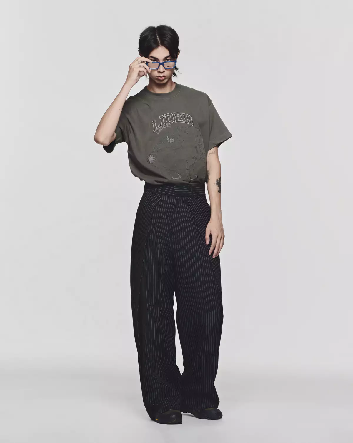 Áo Thun Capybara Tay Ngắn Unisex LIDER CAPYBARANOMNOM TEE