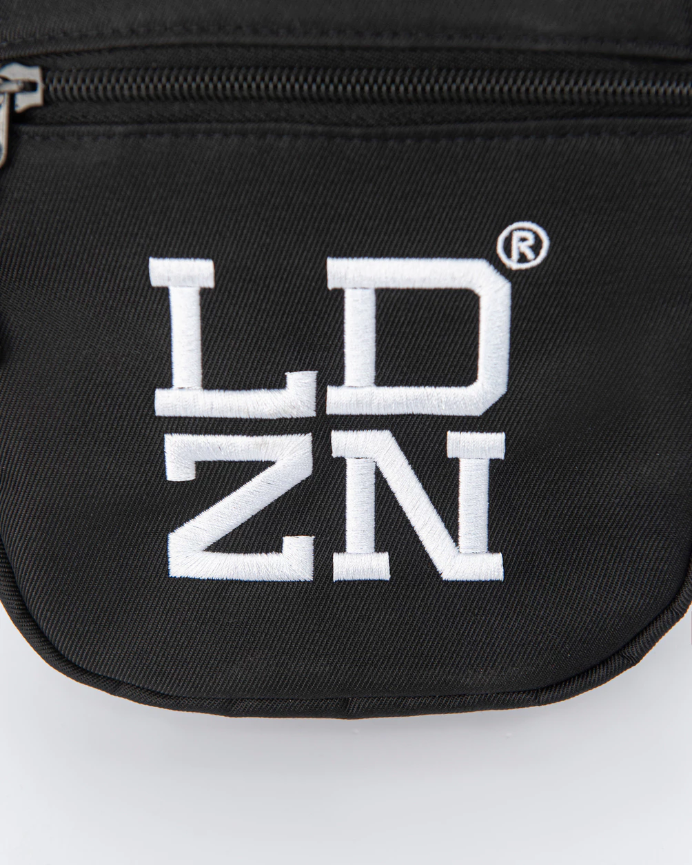 Túi đeo chéo local brand Loudzone CLZ Mini Bag, vải dù freestyle thời trang nam nữ