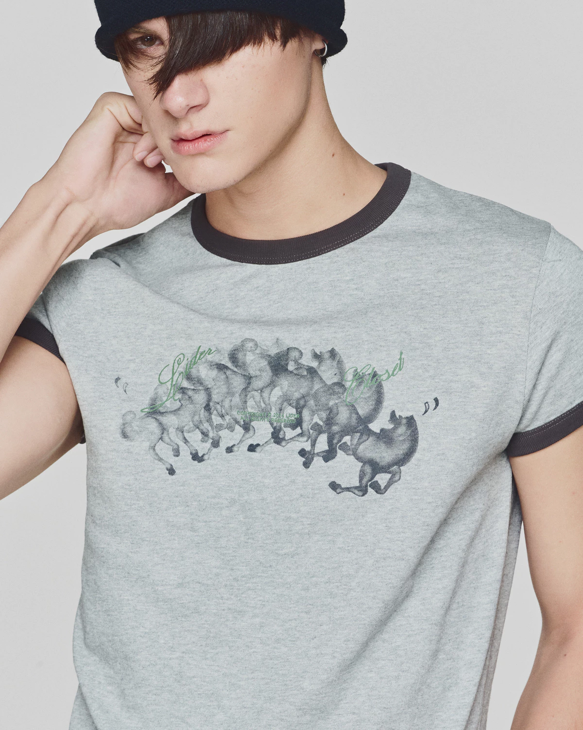 Áo Thun Hoạ Tiết Con Ngựa Unisex Tay Ngắn LIDER FADED HORSES TEE