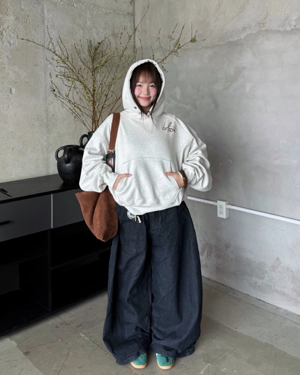 Áo Hoodie Boxy BLOOM Cinder, Áo Boxy Dành Cho Cả Nam & Nữ, Local Brand Chính Hãng