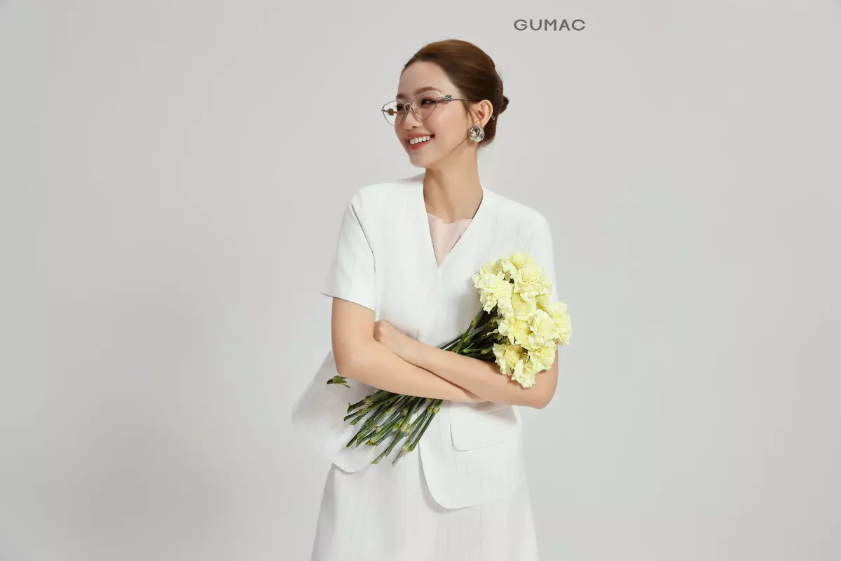 Set Lẻ Công Sở GUMAC Áo Khoác Blazer 2 Lớp OWG04096 - Chân Váy Chữ A Dáng Ngắn 2 Lớp Vải Bố Cao Cấp VG04089