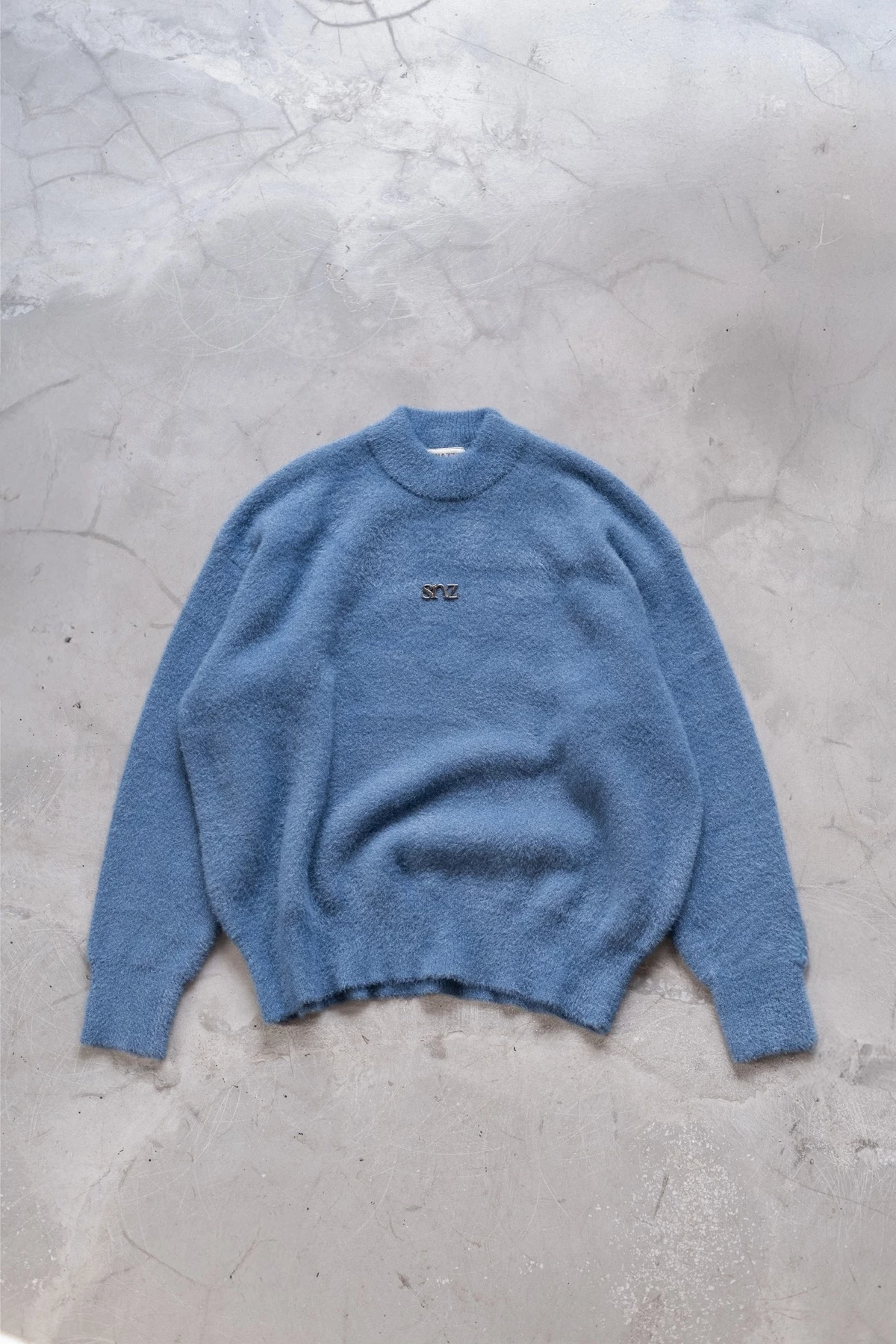 Áo Sweater Boxy SNAZZY Unisex Chất Liệu Sợi Len Chính Hãng - VIVRE POUR L'AMOUR