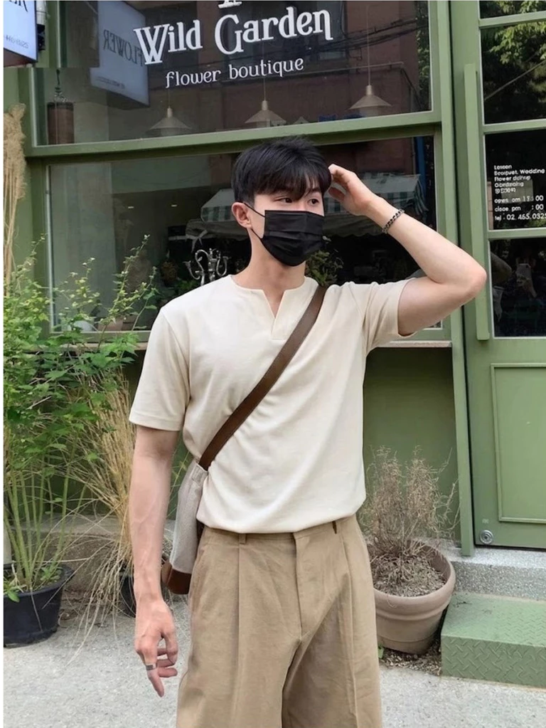 Áo Thun Nam Cổ V 𝐂𝐎𝐎𝐋𝐂𝐑𝐄𝐖 Chất Cotton Cao Cấp Co Giãn 2 Chiều Unisex Menswear ATN039