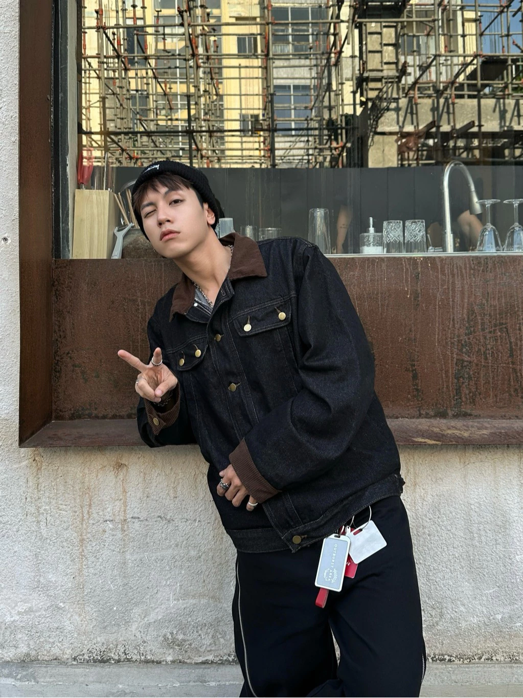 Áo Khoác Jean Phối Nhung 𝐂𝐎𝐎𝐋𝐂𝐑𝐄𝐖 Áo Khoác Jacket Denim Cài Cúc Phong Cách Cổ Điển AKD036