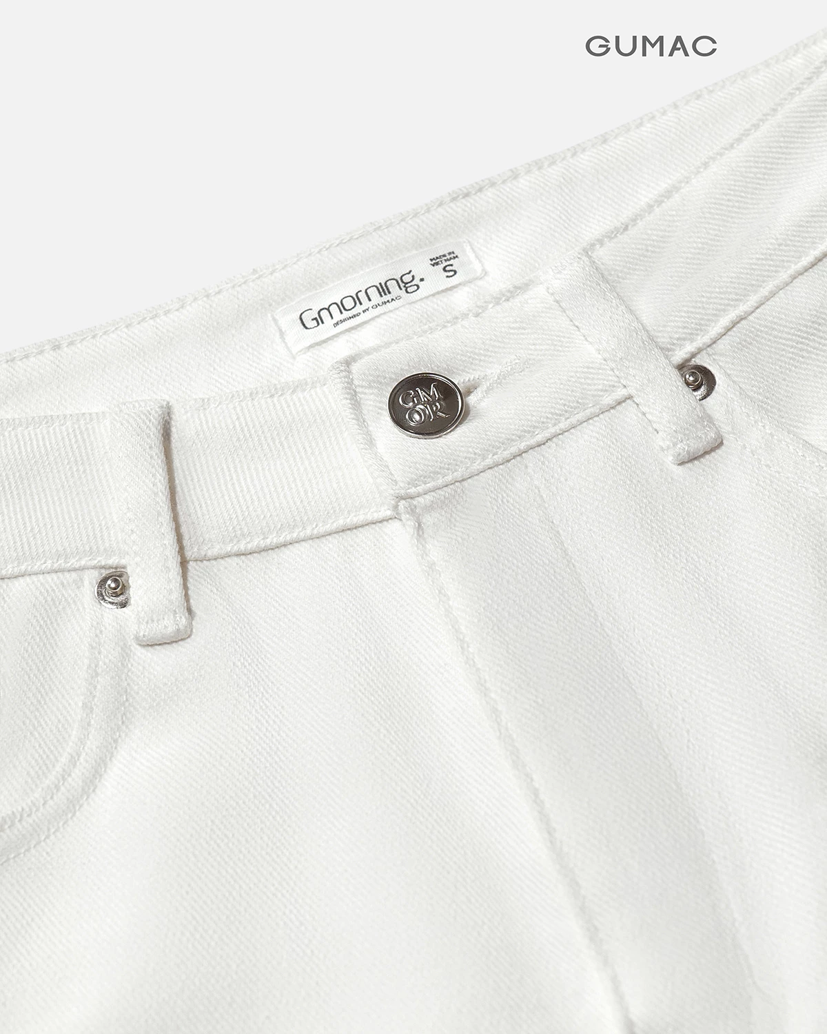 Quần Jeans Nữ GUMAC - Gmorning Ống Suông Túi Đắp Sau Thêu Chữ GMOR Tinh Tế YQJF03049