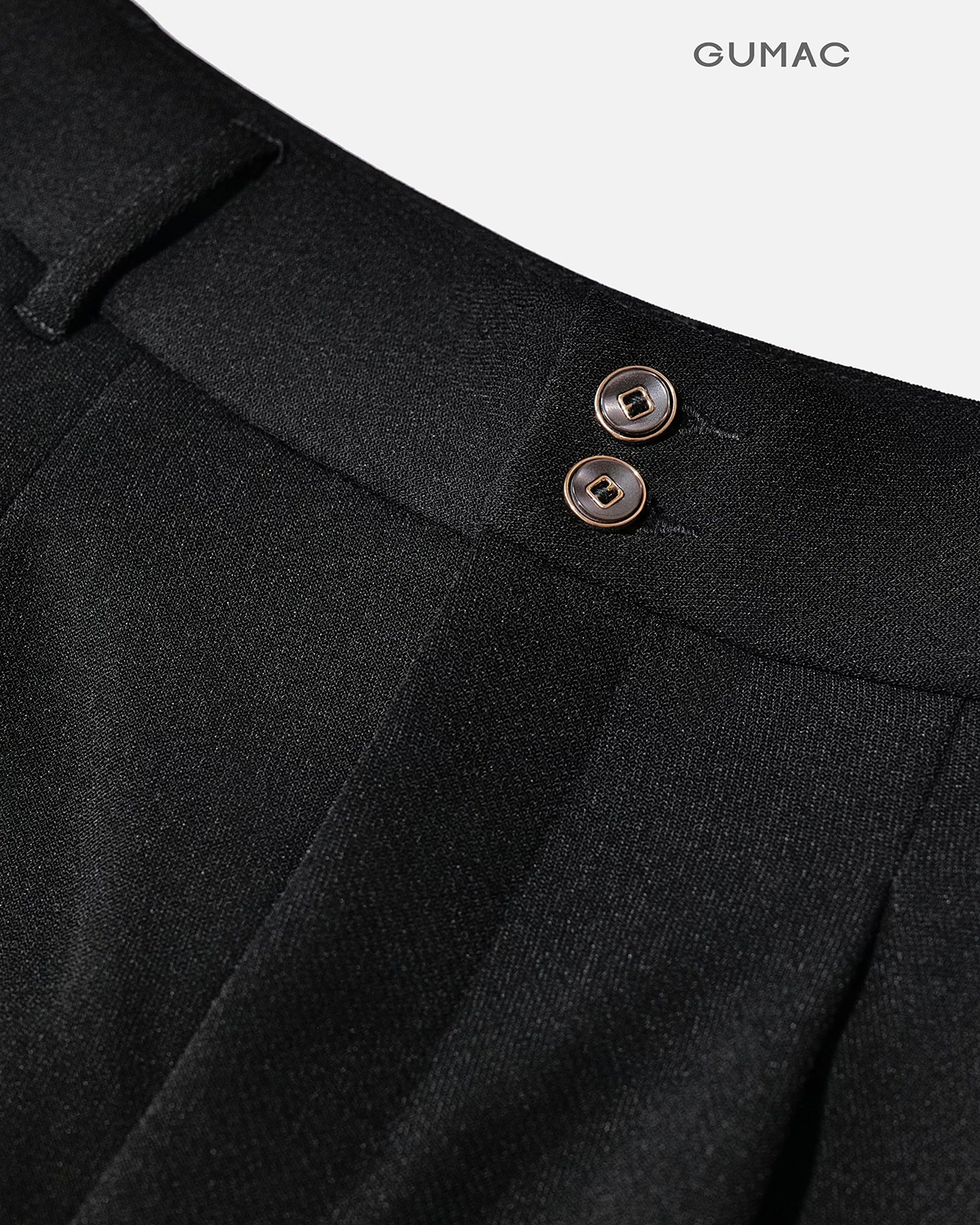 Quần Short Nữ GUMAC Form Suông Lưng Cao Cạp Cao Xếp Ly Nút Đôi Chất Tuyết Mưa Đứng Form Thoải Mái LSHG0408