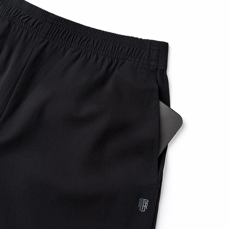 Quần short gió nam SMART BREEZE SHORTS TORANO Thoáng Mát, Logo Nổi Form Thể Thao Năng Động HSBW801