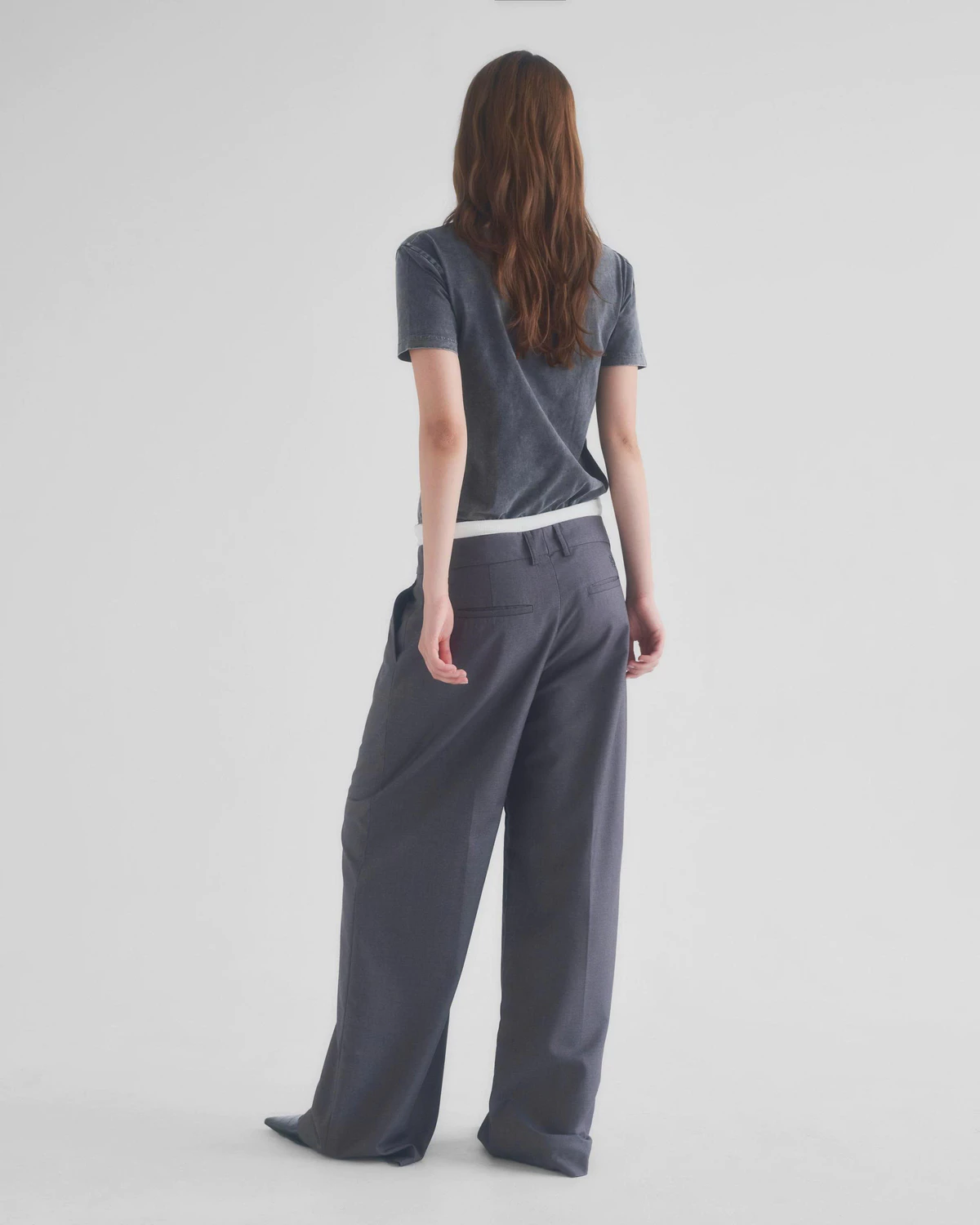 Eleven - Áo Thun Nữ Hiệu Ứng Thêu Mono | Màu Xám ( Wash )