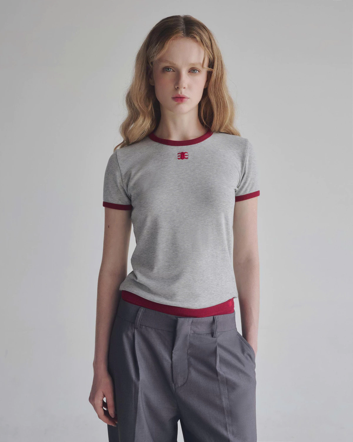 Eleven - Áo Thun Unisex Viền Tương Phản Thêu Mono | Màu Xám Viền Đỏ