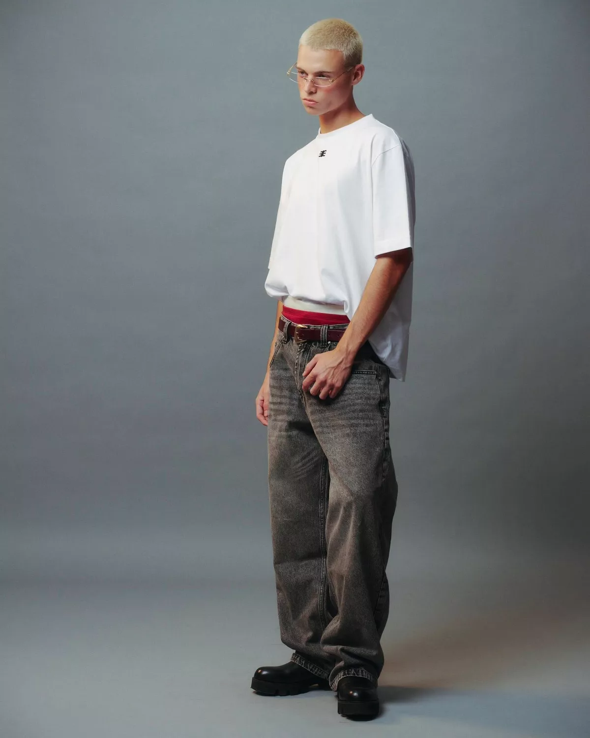 Eleven - Áo Thun Oversize Thêu Mono | Màu Trắng