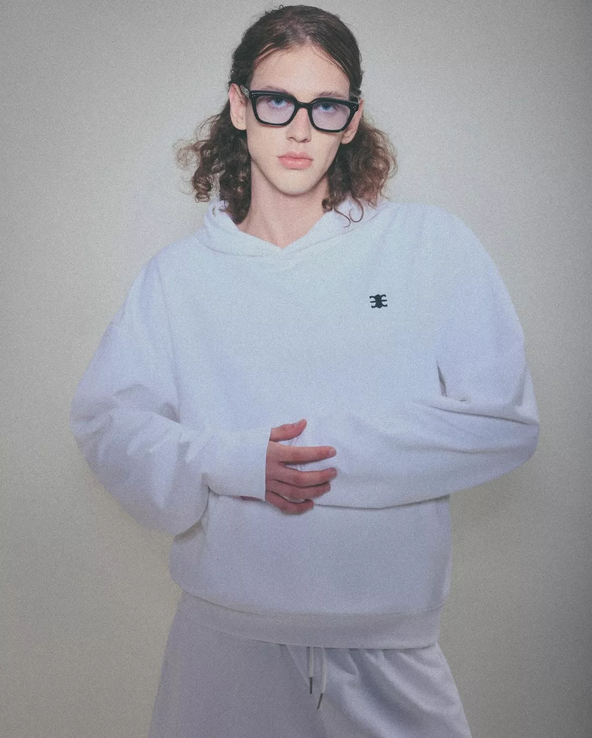 Eleven - Áo Nỉ Hoodie Unisex Nam Nữ Thêu Mono | Màu Trắng