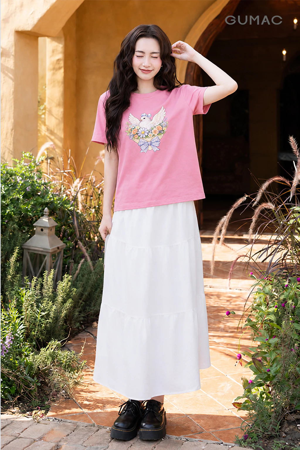Áo Thun Nữ Gmorning - GUMAC Form Regular Cổ Tròn Tay Ngắn In Hình Thời Trang Dễ Phối YATG07007