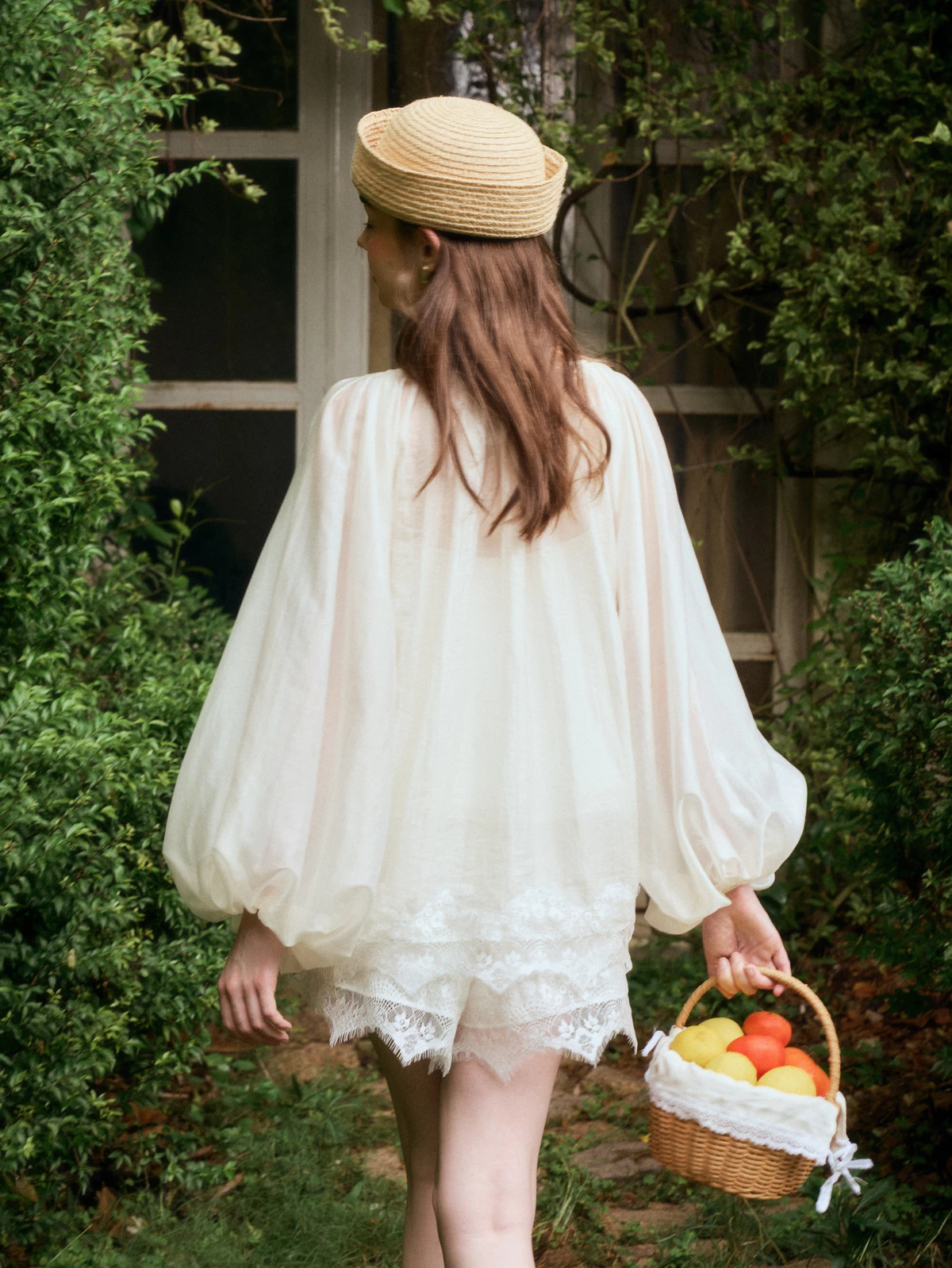 Nosbyn - Set Chân Váy & Áo Voan Phối Ren - White Veil Set