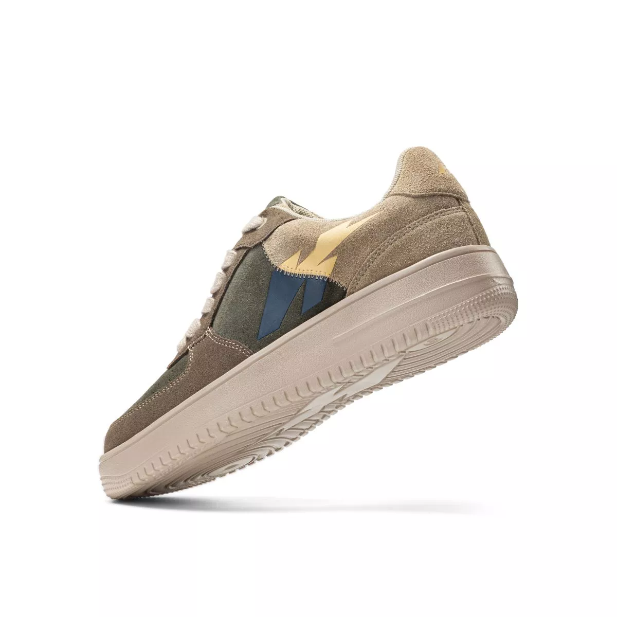Giày sneaker Thể Thao Nam Biti'sHunter HSM012600