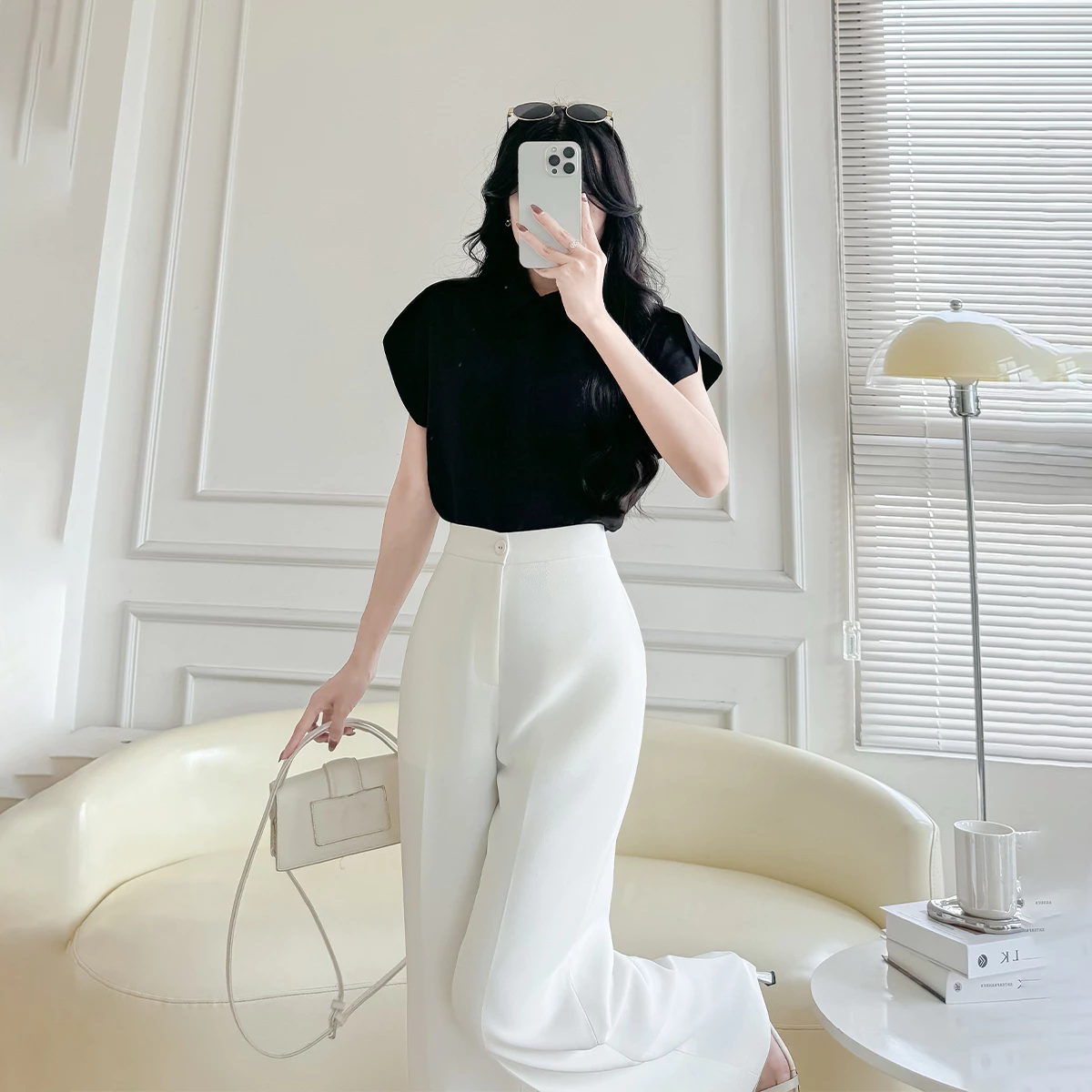 Quần tây nữ GUMAC ống suông màu trắng nút bọc chất liệu cotton silk mềm mịn  QF08032