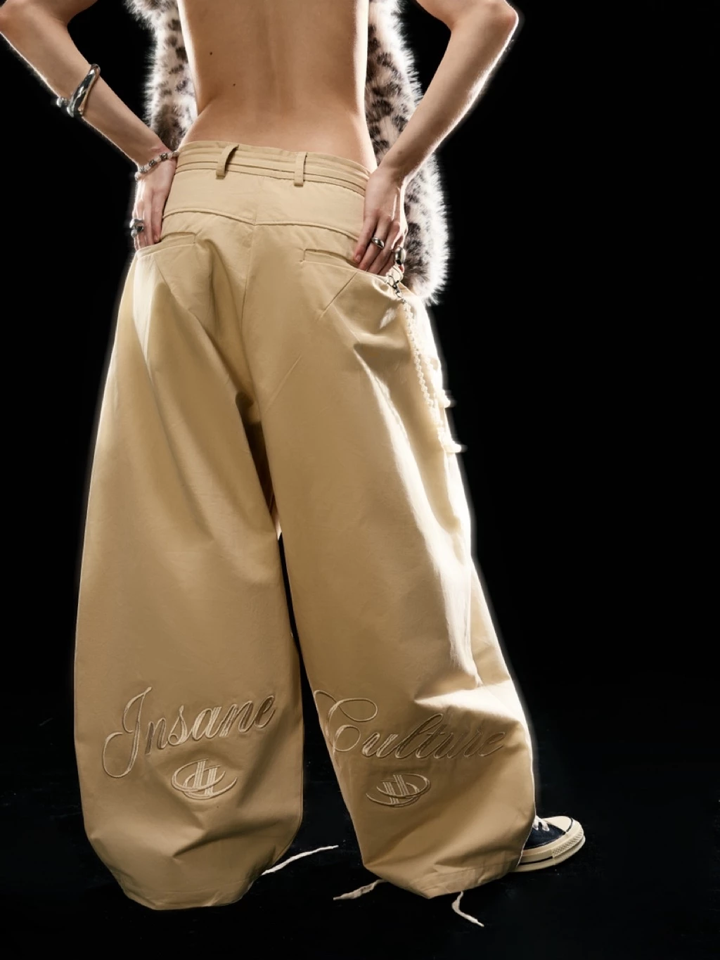 Quần Dài InsaneClo URBAN TROUSER Form Baggy Unisex Vải Kaki Cotton