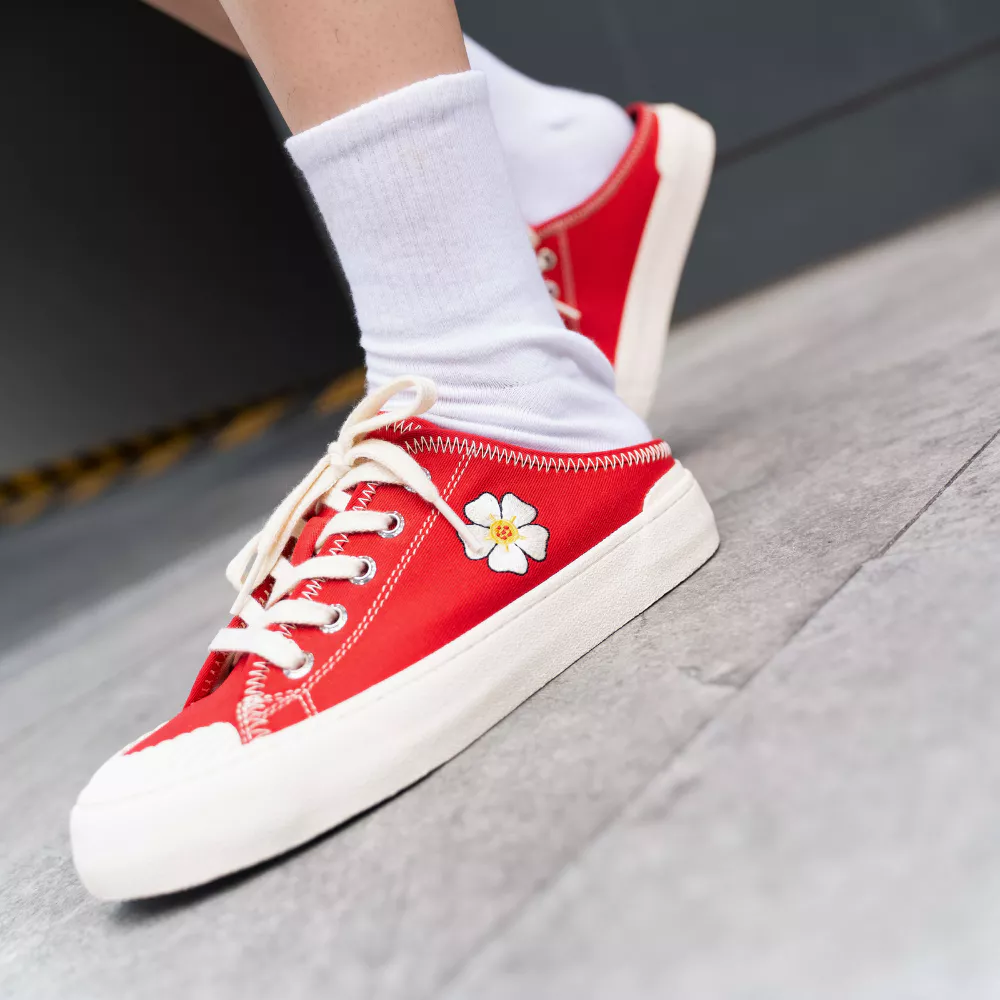 Giày Sục Đạp Gót Mules Vải Canvas DINCOX E10 RED Unisex Tăng Chiều Cao 4cm
