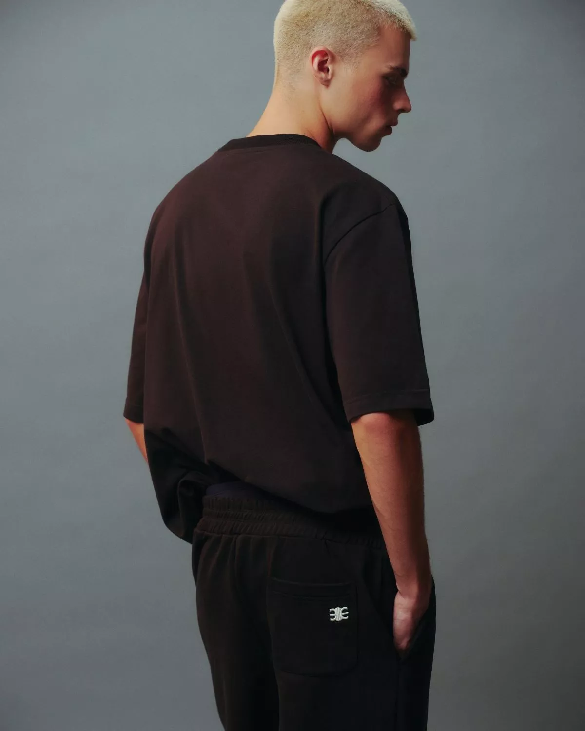 Eleven - Áo Thun Oversize Thêu Mono | Màu Đen