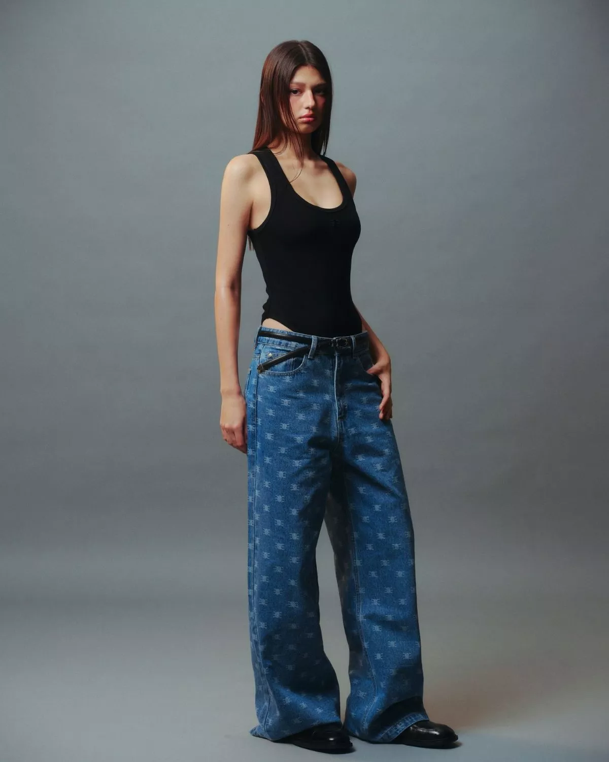 Eleven - Bodysuit Vải Thun Gân Thêu Mono | Màu Đen