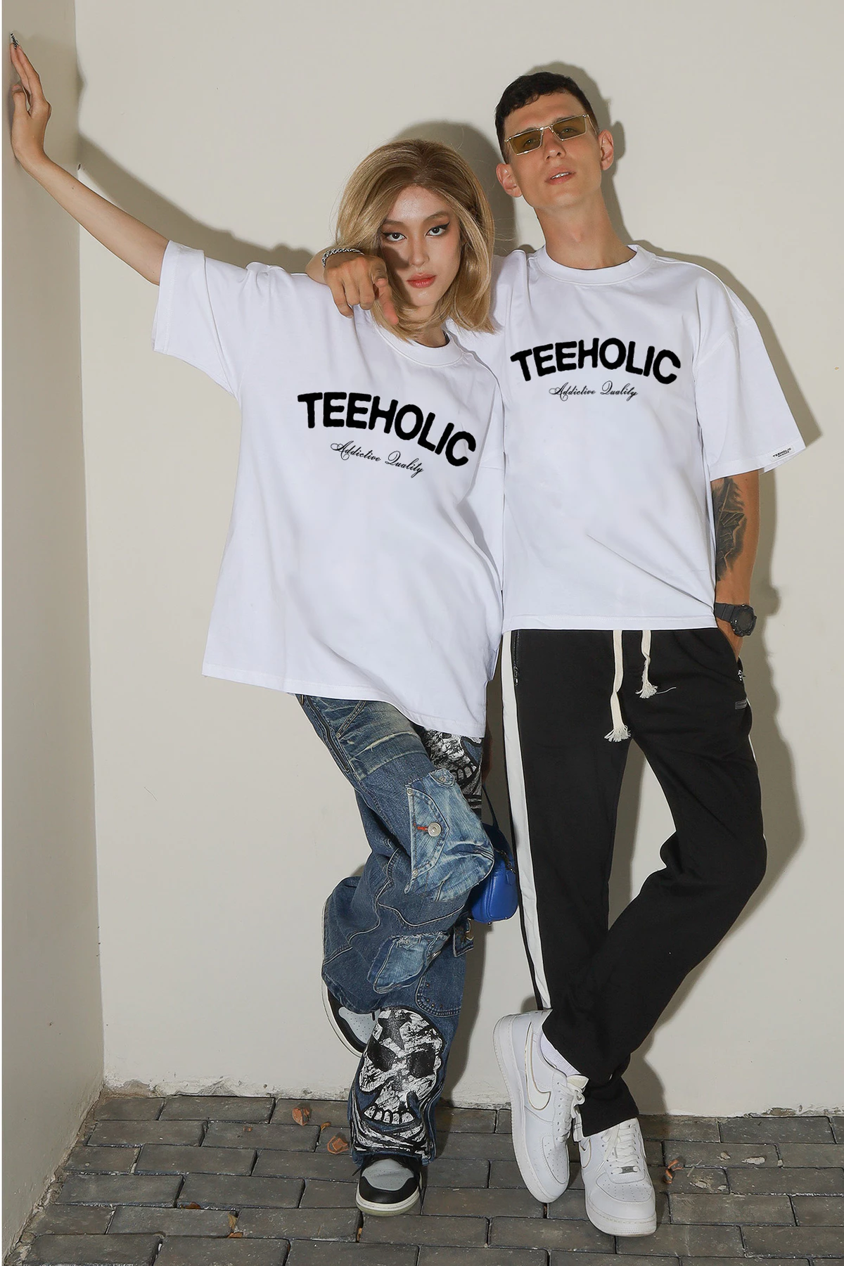 Áo Thun Nam Nữ TEEHOLIC In Chữ "Addictive Quality" Cotton Cao Cấp Áo Phông Local Brand - I06