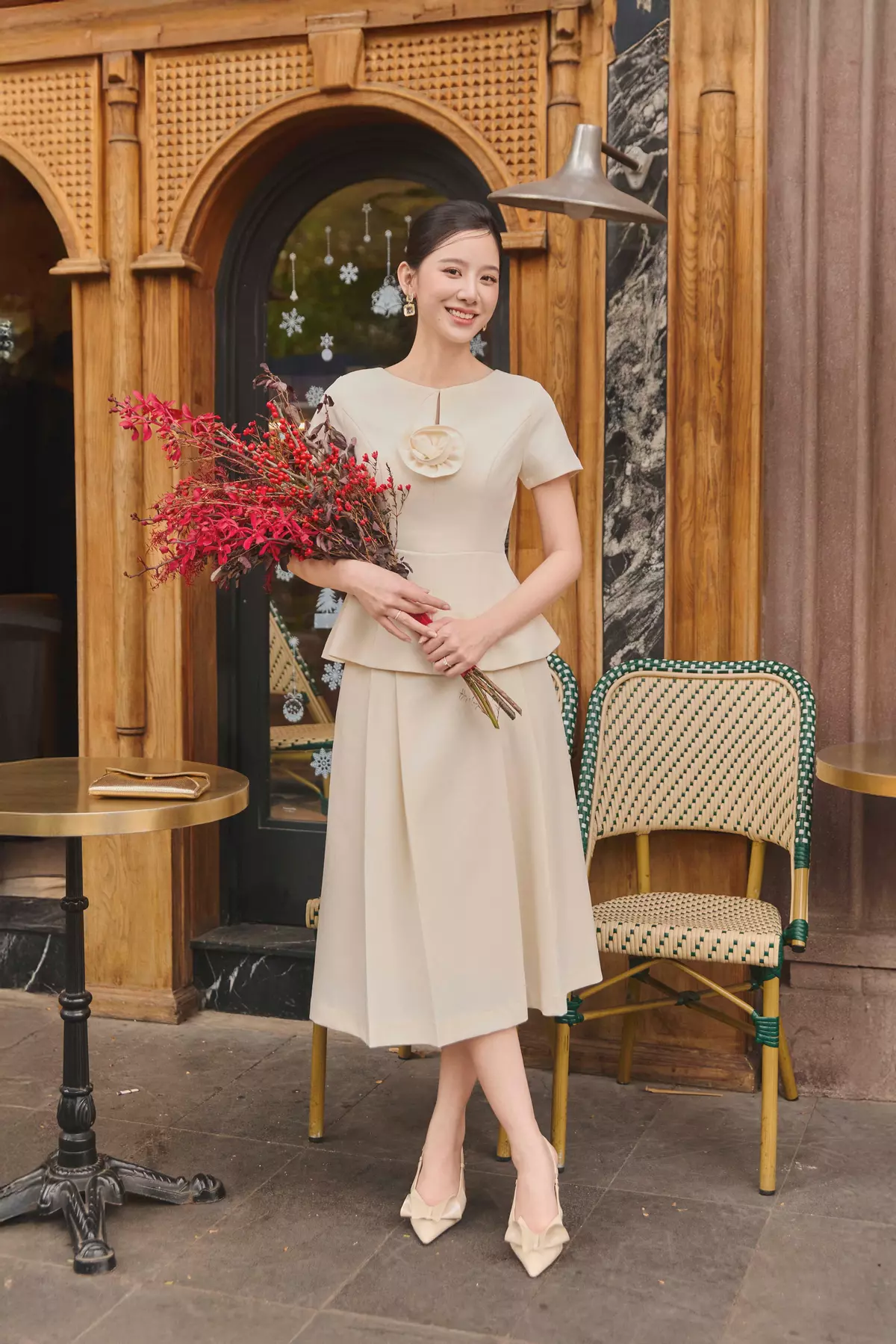 Áo Peplum Nữ GUMAC Cổ Ngang Có Đính Hoa 3D Có Đánh Hông Nhẹ Che Khuyết Điểm Tốt AG07104