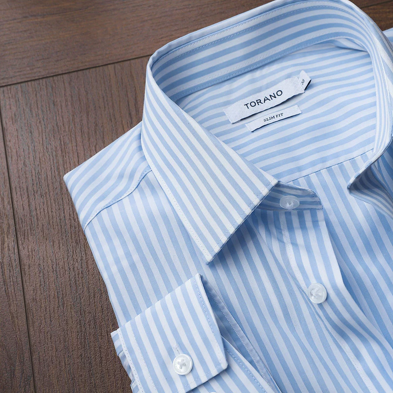 Sơ mi dài tay STRIPED SHIRT TORANO kẻ dọc lớn thêu logo ở thép tay mềm mại, thoáng khí và thấm hút tốt GATB517