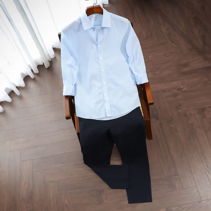 Sơ mi dài tay FORMAL SHIRT TORANO kẻ dọc nhỏ thêu logo ở thép tay phong cách trẻ trung, hiện đại GATB519