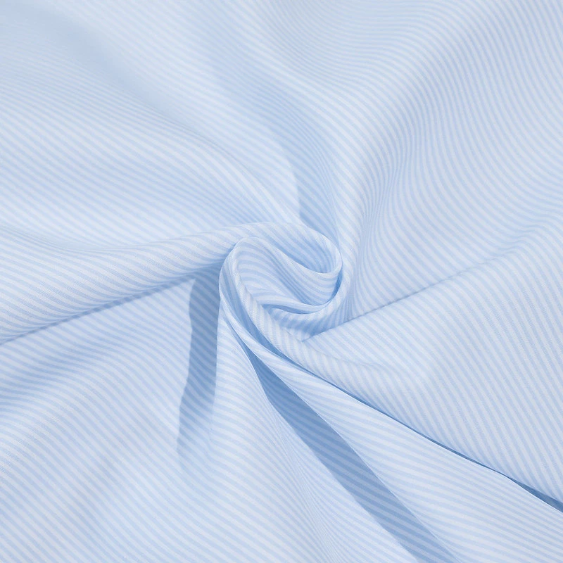 Sơ mi dài tay FORMAL SHIRT TORANO kẻ dọc nhỏ thêu logo ở thép tay phong cách trẻ trung, hiện đại GATB519