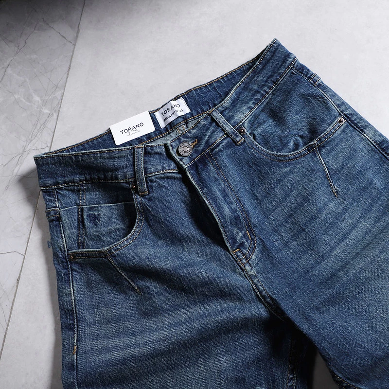 Quần Jeans REGULAR FIT JEANS TORANO basic regularfit thêu logo dễ mặc, dễ phối và co giãn tốt GABJ895