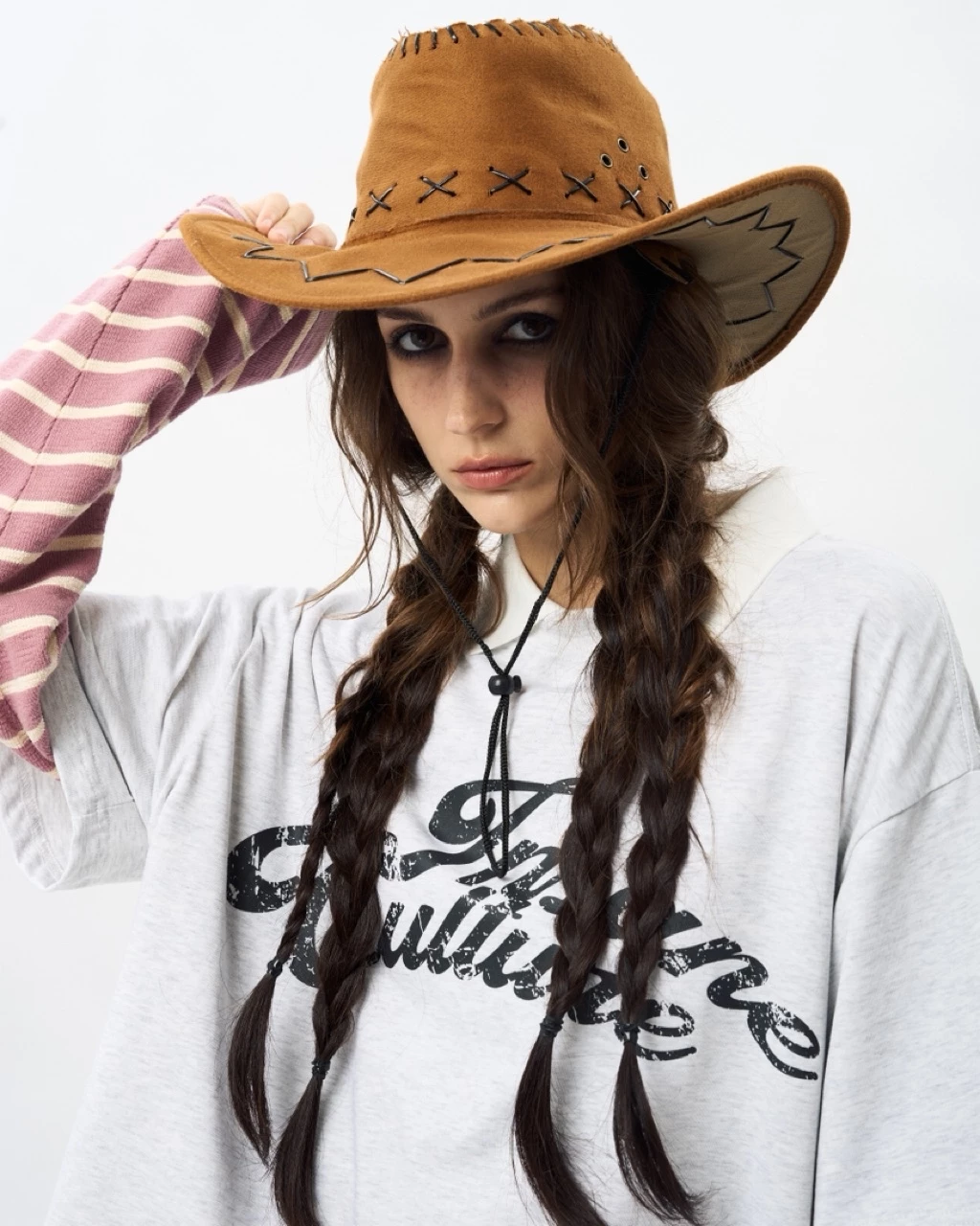 Áo Thun InsaneClo HORSESHOE TEE Form Unisex Vải Thun Cotton