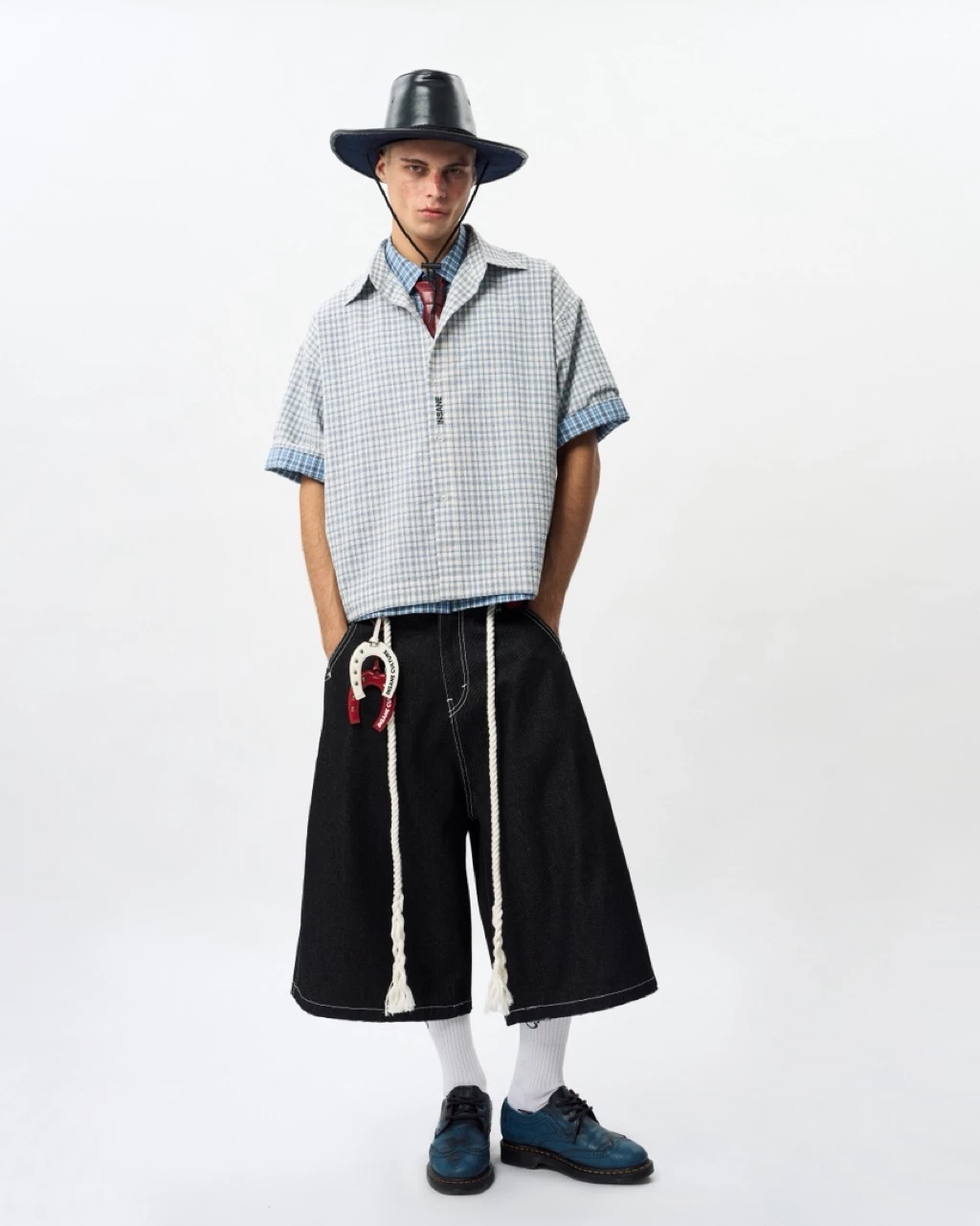 Quần Lửng InsaneClo HORSESHOE JORTS Form Rộng Dài Qua Gối Unisex Chất Liệu Denim