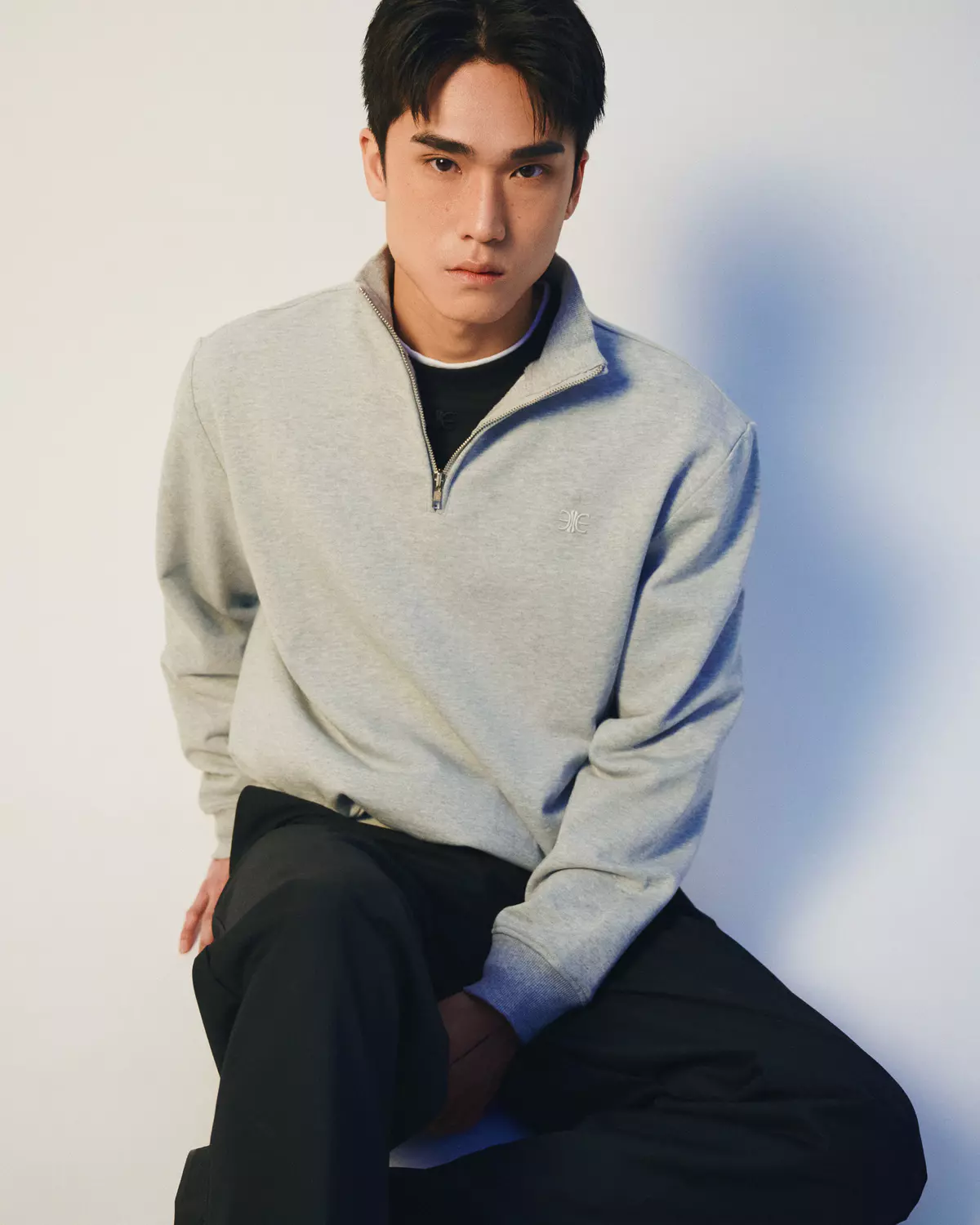 Eleven - Áo Nỉ Unisex Nam Nữ Cổ Khóa Kéo Thêu Mono | Màu Xám