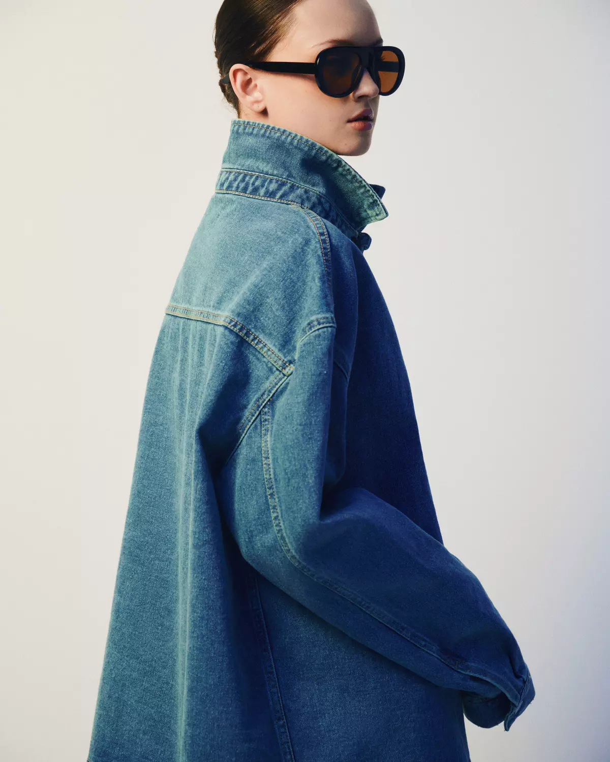 Eleven - Áo Sơ Mi Denim Unisex Nam Nữ Khoá Gài Tay Dài | Màu Xanh Dương