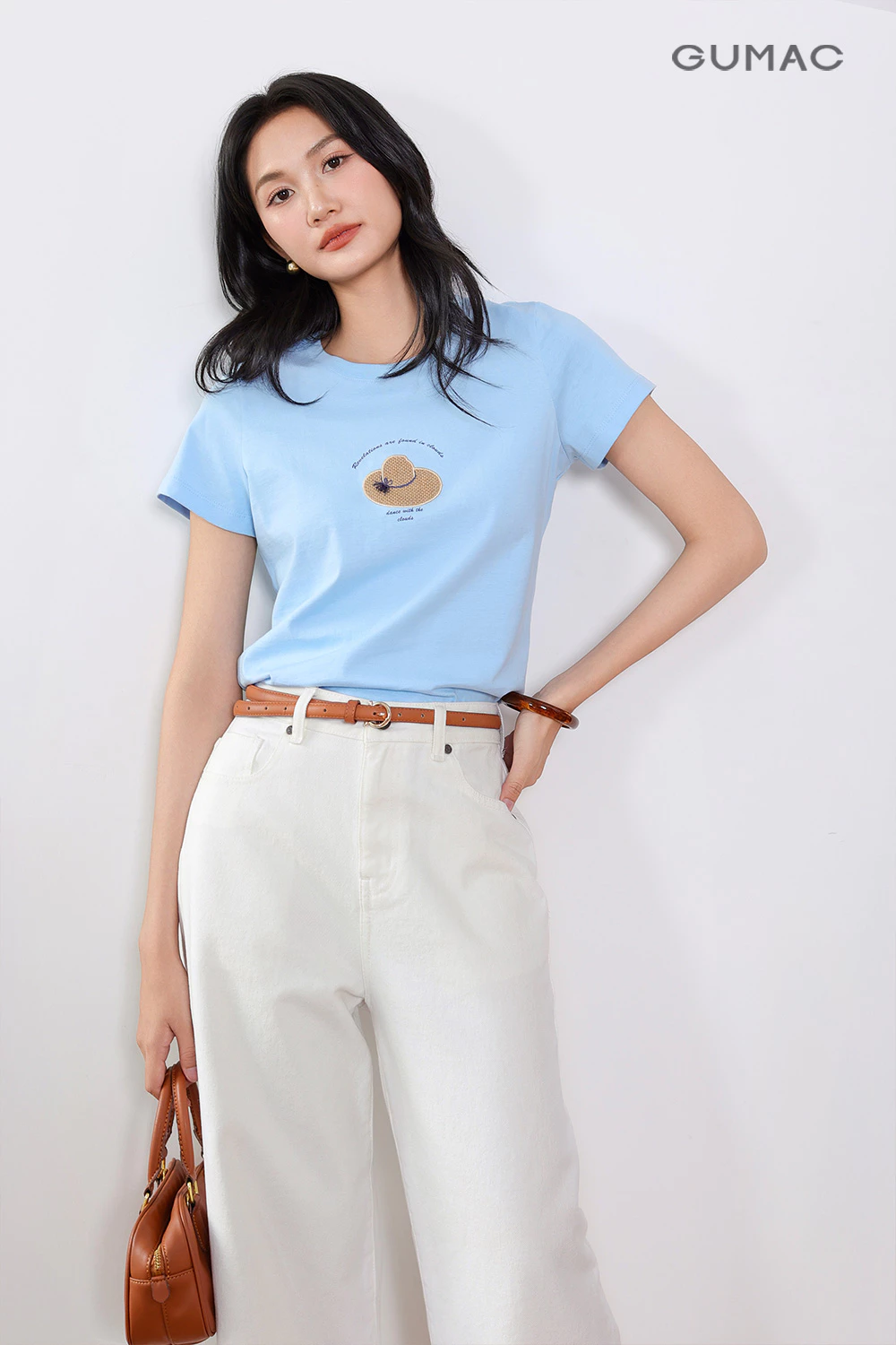 Quần jeans nữ GUMAC trắng ống suông thắng cơ bản jeans mềm dày dặn thoáng mát LQJF1102