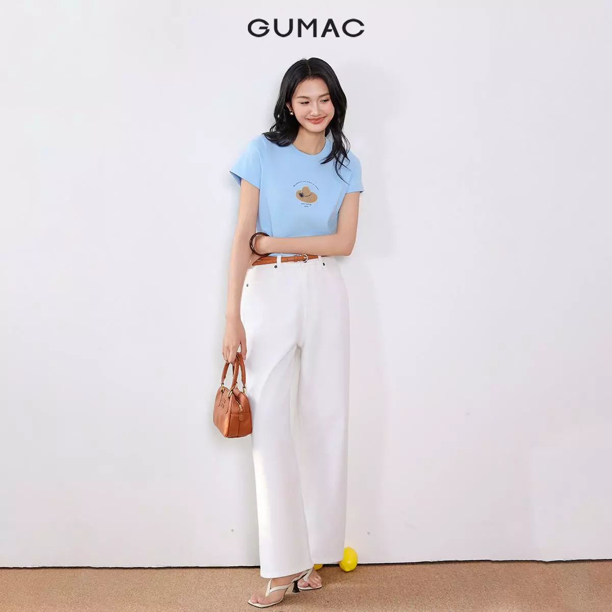 Quần Jeans Nữ GUMAC Màu Trắng Form Suông Cạp Cao Tôn Dáng Túi Hàm Ếch Cá Tính LQJF1102