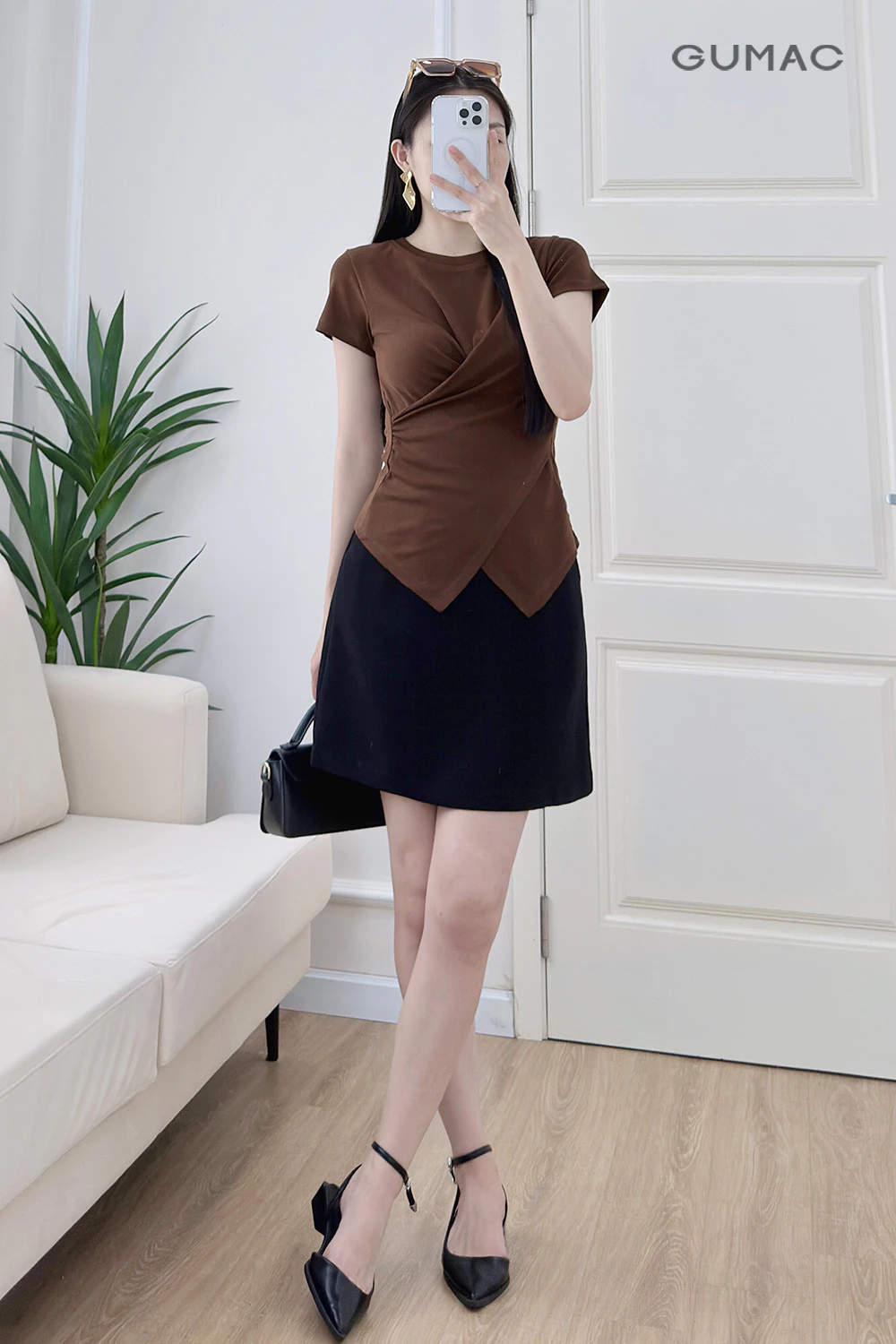 Áo Thun Kiểu Nữ GUMAC Áo Thun Gân Cổ Tròn Đắp Chéo Vạt V Tôn Dáng Co Giãn Nhiều LATF0521