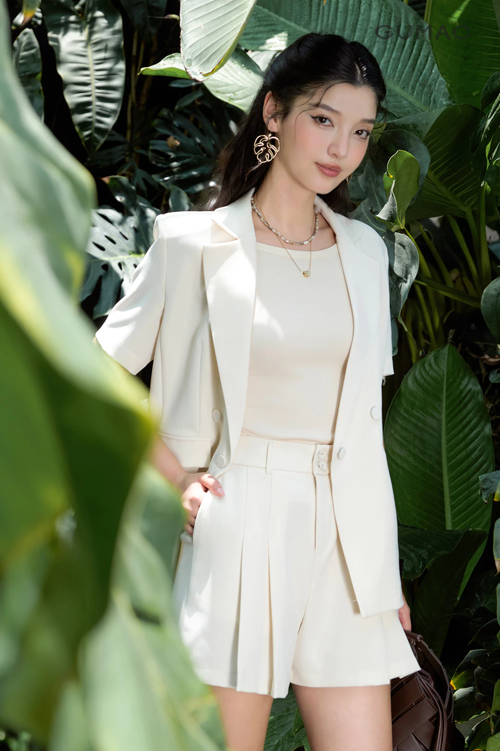 Áo Blazer Nữ GUMAC Áo Vest Tay Ngắn 1 Lớp Có Đệm Vai Chất Chéo Nhật Thanh Lịch OWF05043